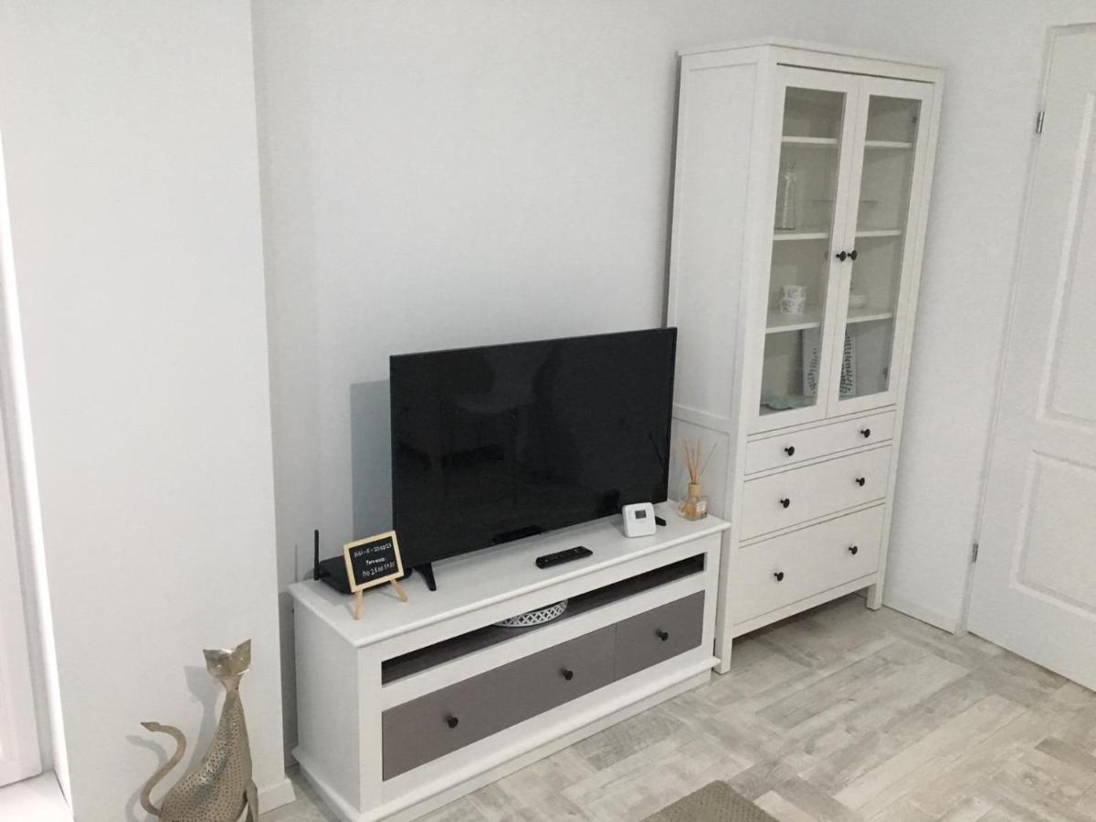 Kiki'S Studio Apartment Sibiu Bagian luar foto