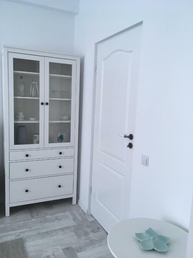Kiki'S Studio Apartment Sibiu Bagian luar foto